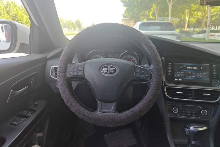 Used FAW Junpai A70 2016 1.6L Automatic Luxury Model Steering Wheel