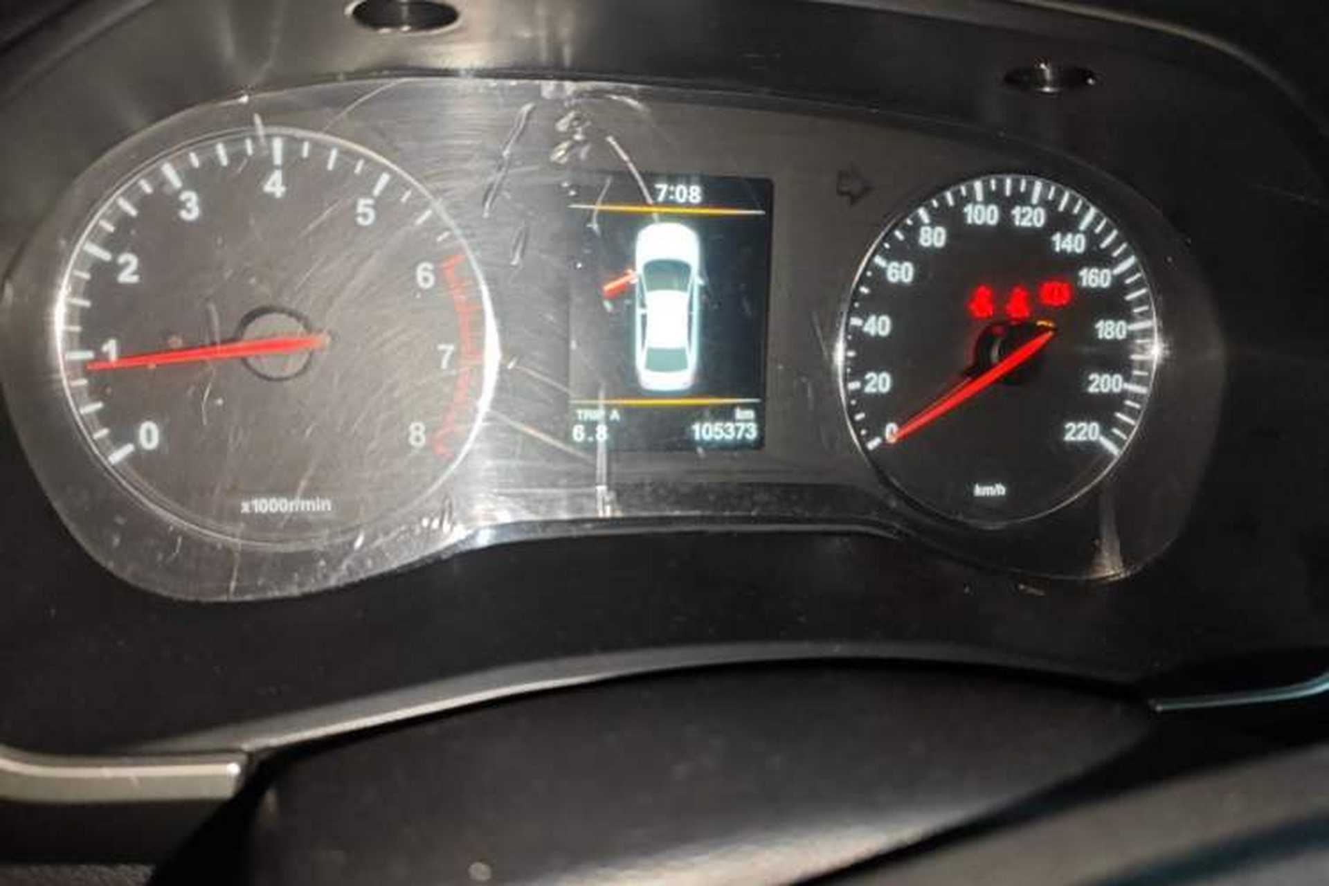 Used FAW Junpai CX65 2018 1.5L Manual Comfort Model Odometer Close Up