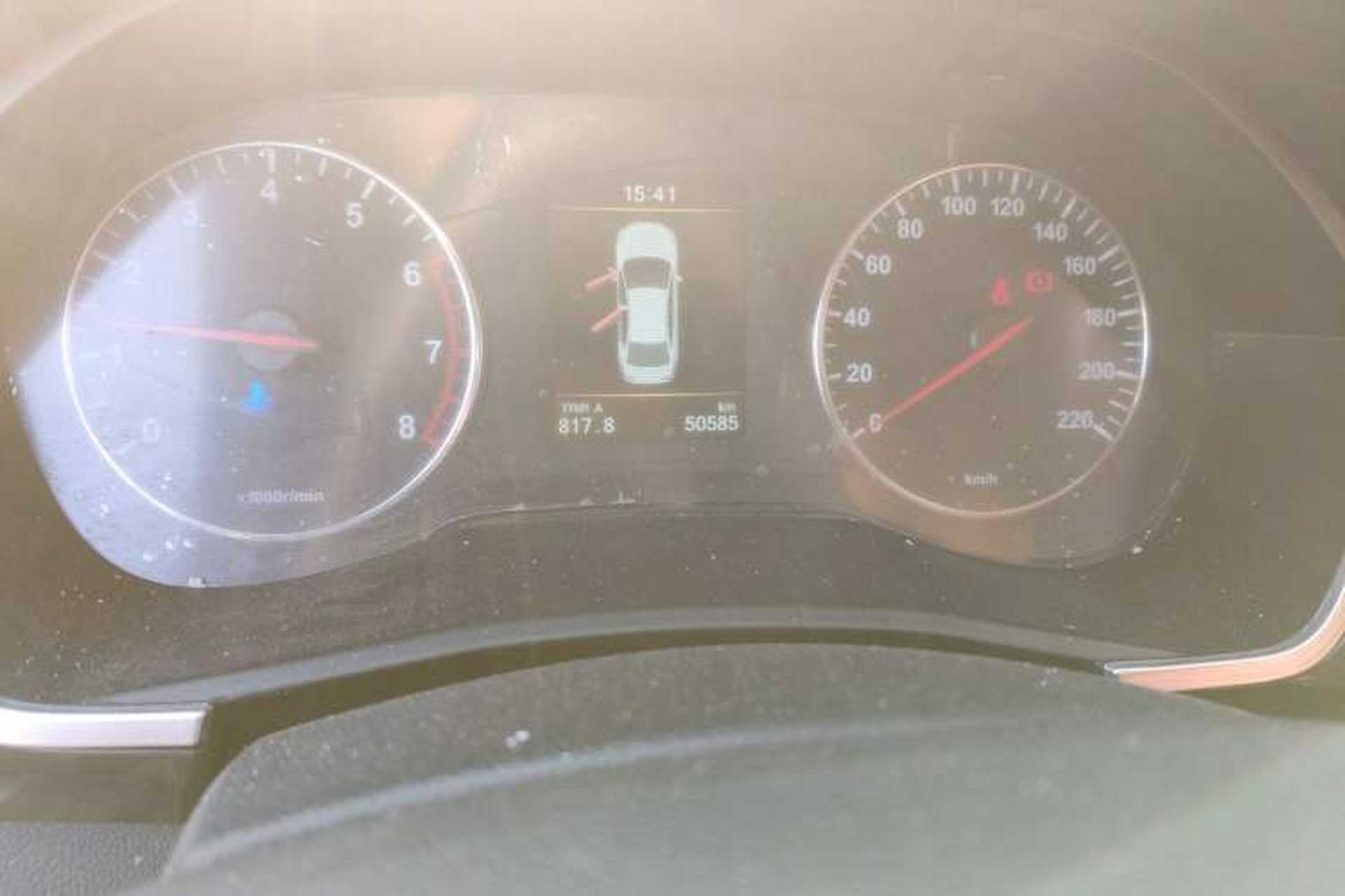 Used FAW Junpai CX65 2018 1.5L Manual Luxury Model Odometer Close Up