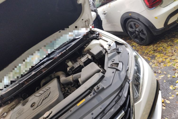 Used FAW Junpai CX65 2018 1.5L Manual Comfort Model Engine Bay Left