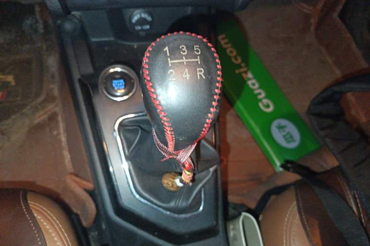 Used FAW Junpai CX65 2018 1.5L Manual Luxury Model Gear Lever