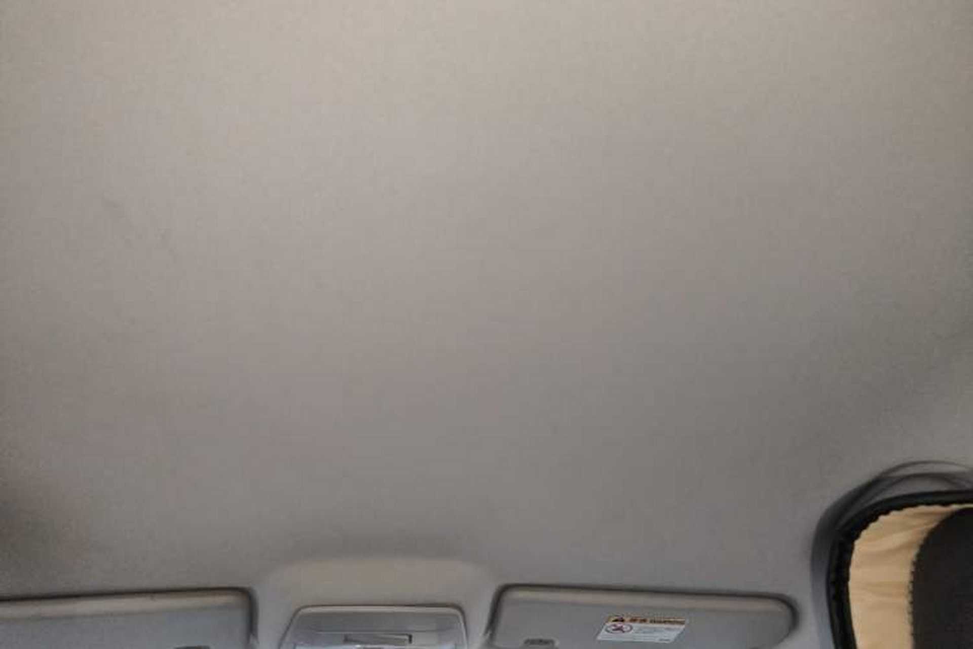 Used FAW Junpai CX65 2018 1.5L Manual Comfort Model Headliner