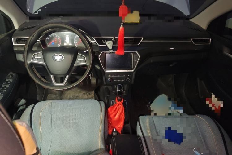 Used FAW Junpai CX65 2018 1.5L Manual Comfort Model Interior 2