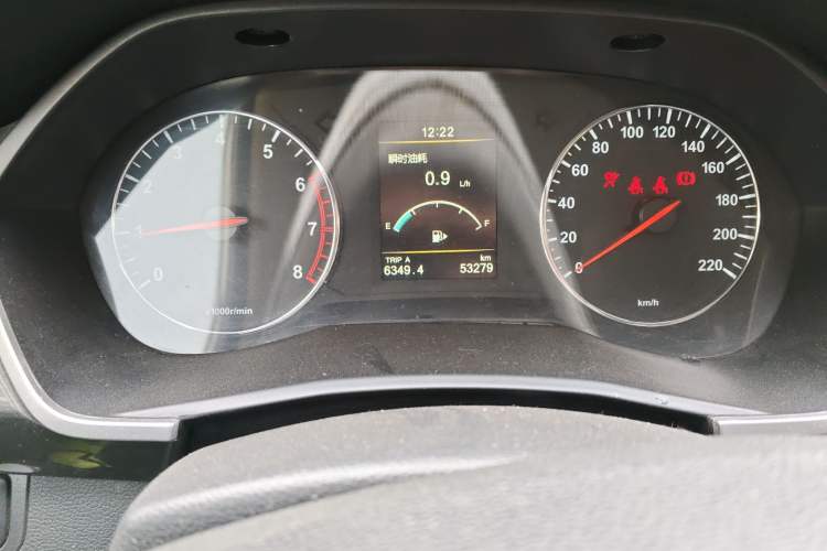 Used FAW Junpai CX65 2018 1.5L Manual Comfort Model Odometer Close Up
