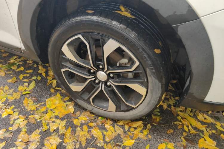 Used FAW Junpai CX65 2018 1.5L Manual Comfort Model Right Front Wheel Hub