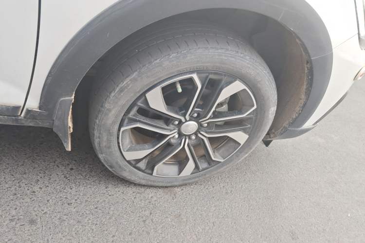 Used FAW Junpai CX65 2018 1.5L Manual Comfort Model Right Front Wheel Hub