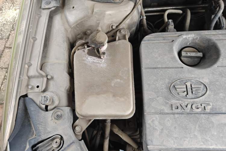 Used FAW Junpai CX65 2018 1.5L Manual Luxury Model Engine Bay Right