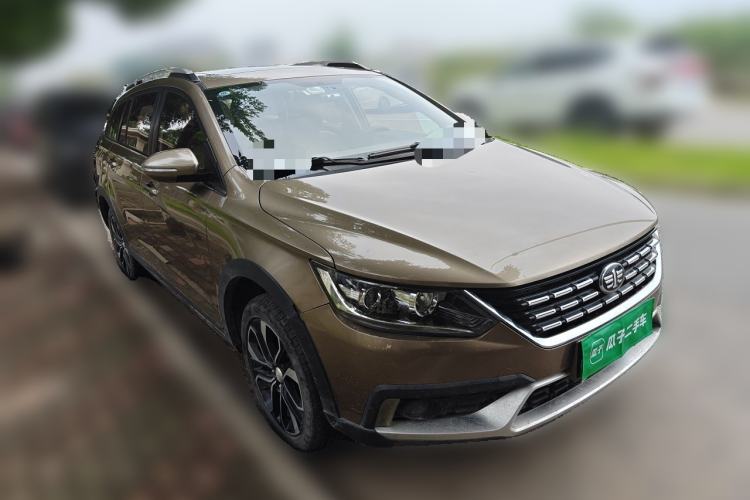 Used FAW Junpai CX65 2018 1.5L Manual Luxury Model Front Right 45 Deg