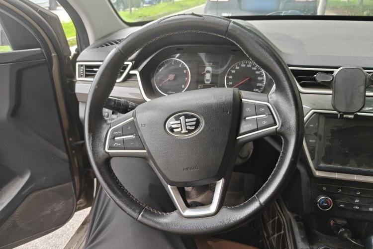 Used FAW Junpai CX65 2018 1.5L Manual Luxury Model Steering Wheel