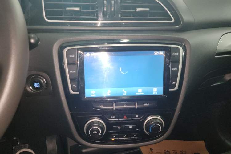 Used FAW Junpai D60 2017 1.5L Manual Luxury Version Audio And AC Panel