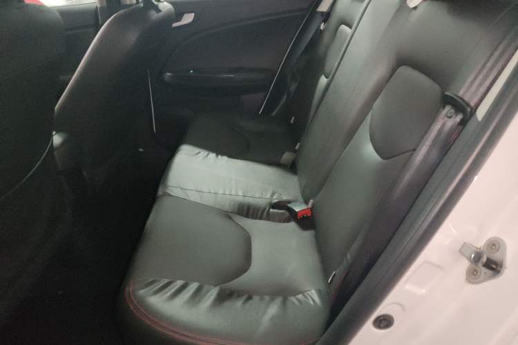 Used FAW Junpai D60 2017 1.5L Manual Luxury Version Left Rear Seat