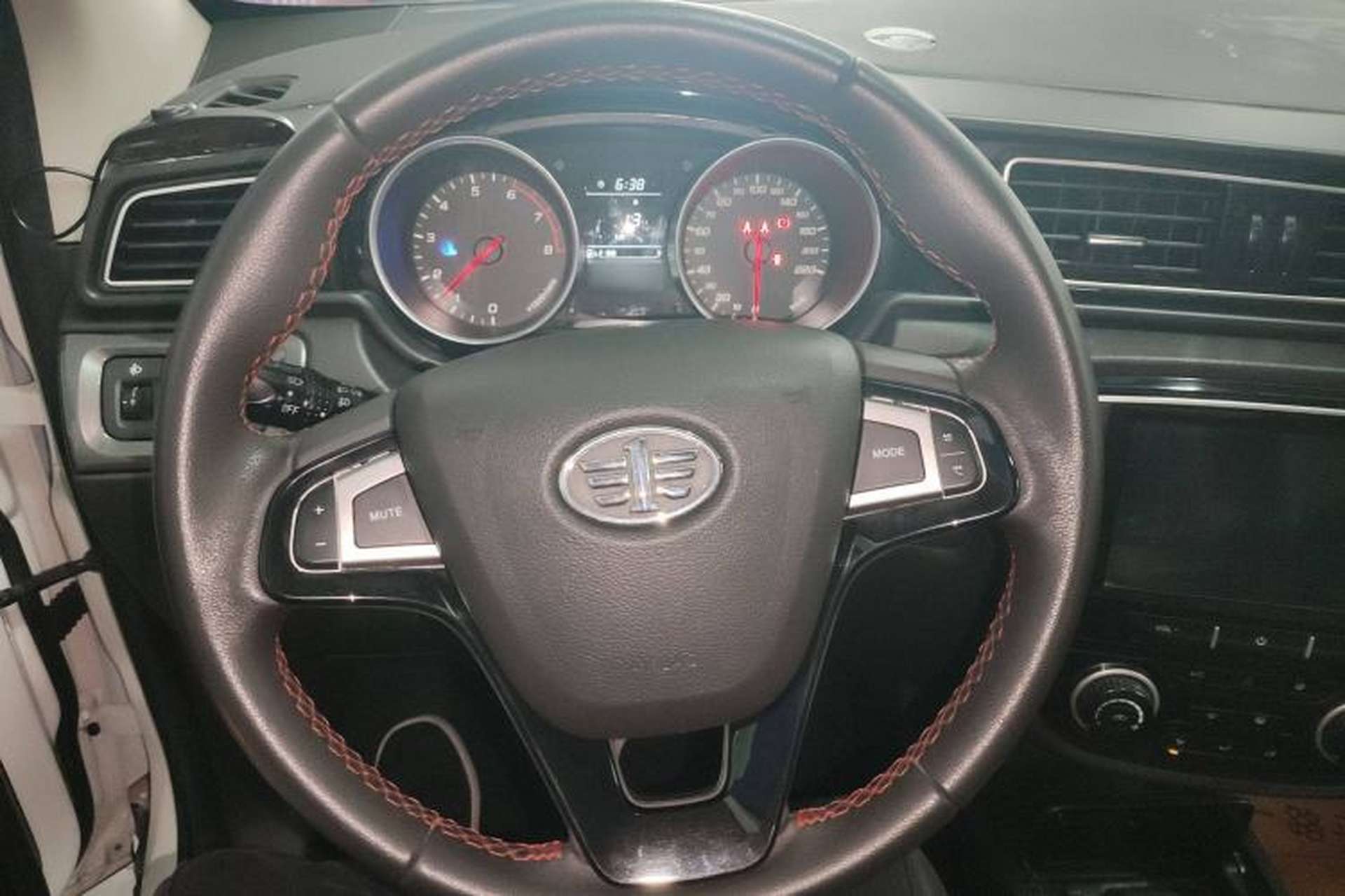 Used FAW Junpai D60 2017 1.5L Manual Luxury Version Steering Wheel