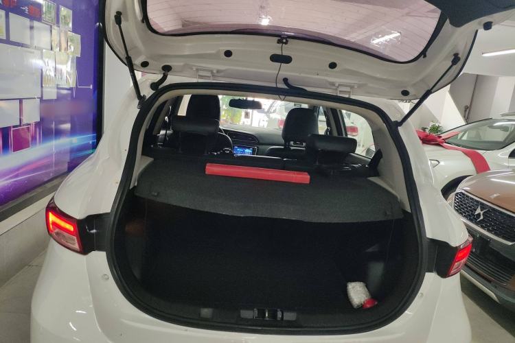 Used FAW Junpai D60 2017 1.5L Manual Luxury Version Trunk