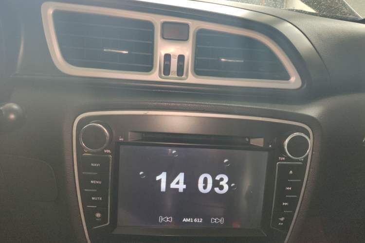 Used FAW Junpai D60 2015 1.5L Manual Standard Edition Audio And AC Panel