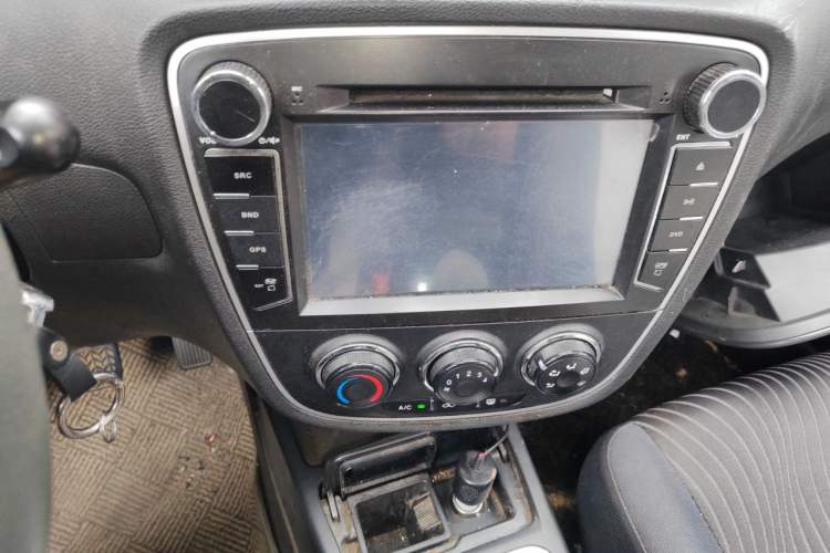 Used FAW Junpai D60 2015 1.5L Manual Standard Edition Audio And AC Panel