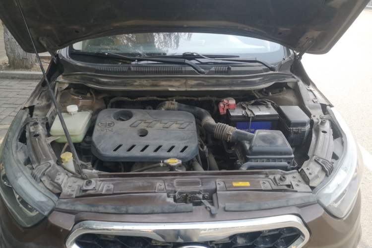 Used FAW Junpai D60 2015 1.5L Manual Standard Edition Engine Bay