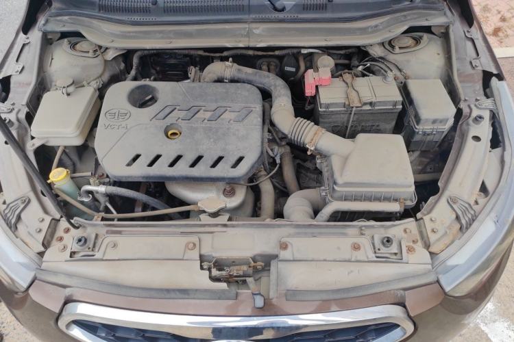 Used FAW Junpai D60 2015 1.5L Manual Standard Edition Engine Bay