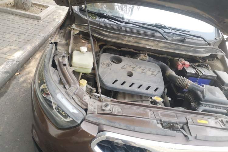 Used FAW Junpai D60 2015 1.5L Manual Standard Edition Engine Bay Right