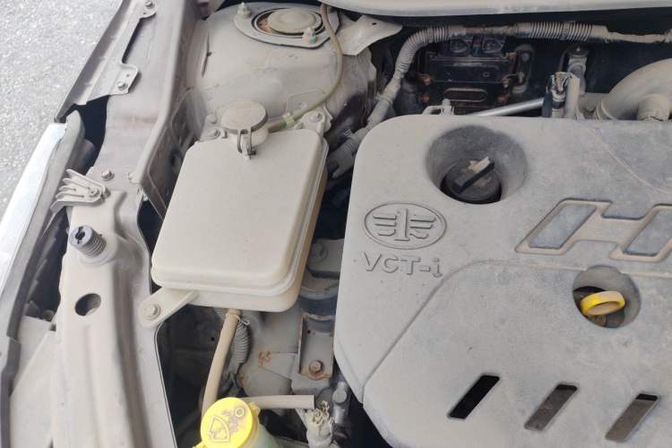 Used FAW Junpai D60 2015 1.5L Manual Standard Edition Engine Bay Right