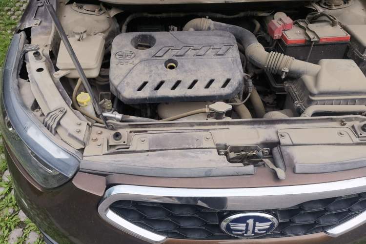 Used FAW Junpai D60 2015 1.5L Manual Standard Edition Engine Bay Right