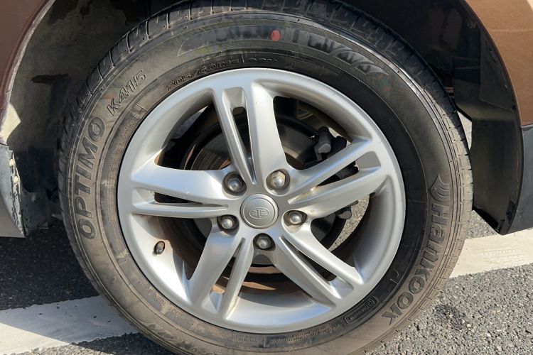 Used FAW Junpai D60 2015 1.5L Manual Tech Version Exterior 8
