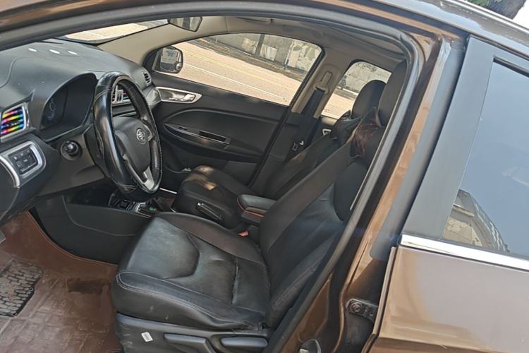 Used FAW Junpai D60 2015 1.8L Automatic Prestige Model Left Front Seat