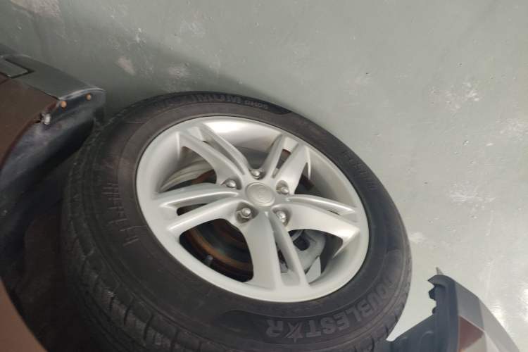Used FAW Junpai D60 2015 1.5L Manual Standard Edition Left Front Wheel Hub