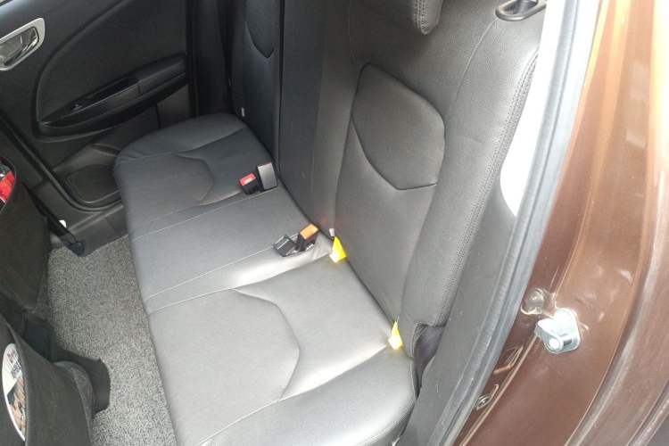 Used FAW Junpai D60 2015 1.8L Automatic Prestige Model Left Rear Seat