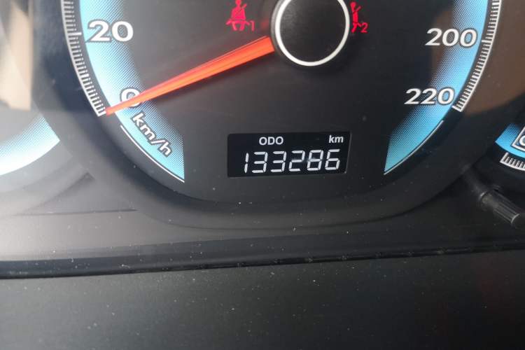 Used FAW Junpai D60 2015 1.5L Manual Standard Edition Odometer Close Up