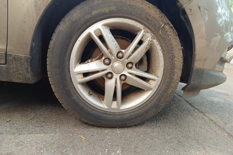 Used FAW Junpai D60 2015 1.5L Manual Standard Edition Right Front Wheel Hub
