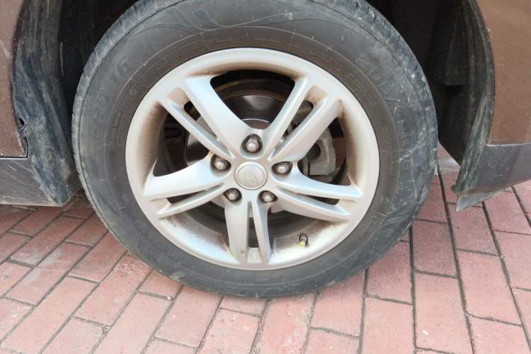 Used FAW Junpai D60 2015 1.5L Manual Standard Edition Right Front Wheel Hub