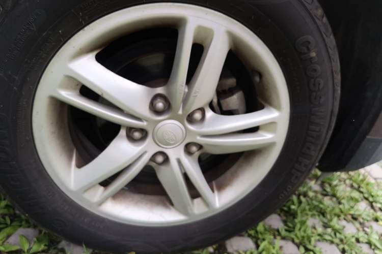 Used FAW Junpai D60 2015 1.5L Manual Standard Edition Right Front Wheel Hub