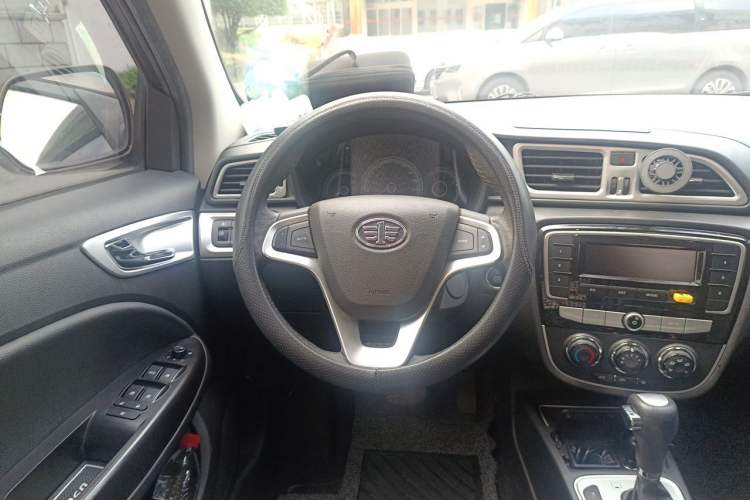 Used FAW Junpai D60 2015 1.8L Automatic Prestige Model Steering Wheel