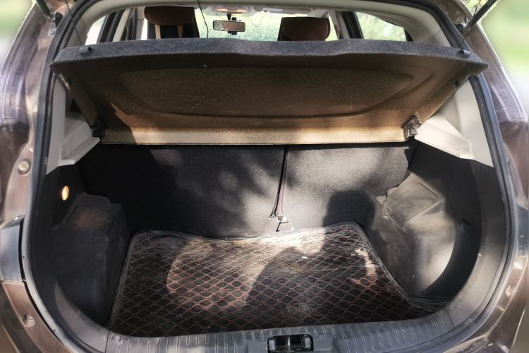 Used FAW Junpai D60 2015 1.5L Manual Standard Edition Trunk