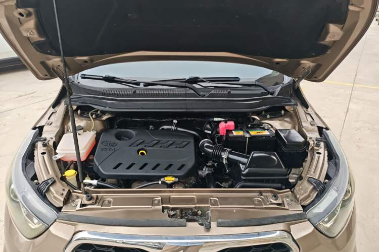 Used FAW Junpai D60 2015 1.5L Manual Standard Edition Engine Bay