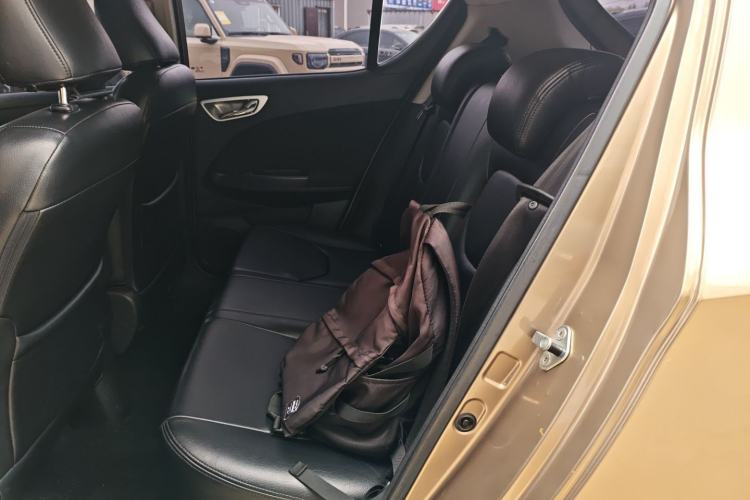Used FAW Junpai D60 2015 1.5L Manual Standard Edition Left Rear Seat