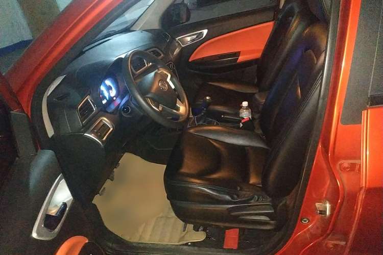 Used FAW Junpai D60 2015 1.5L Manual Luxury Model Left Front Seat