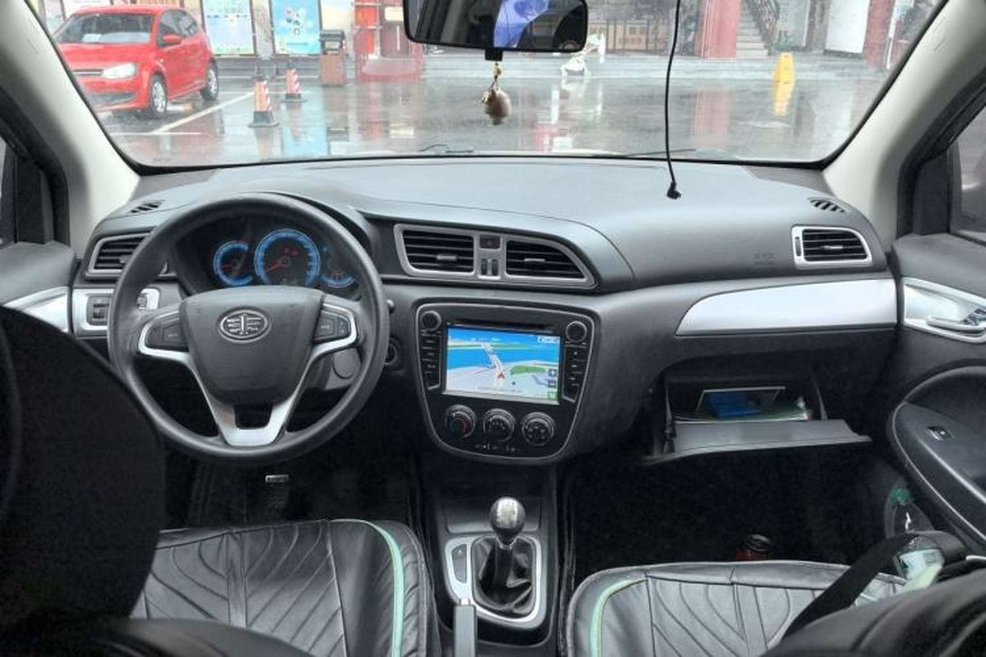 Used FAW Junpai D60 2015 1.5L Manual Luxury Navigation Model Center Console