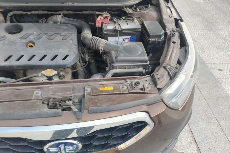 Used FAW Junpai D60 2015 1.5L Manual Standard Edition Engine Bay Left