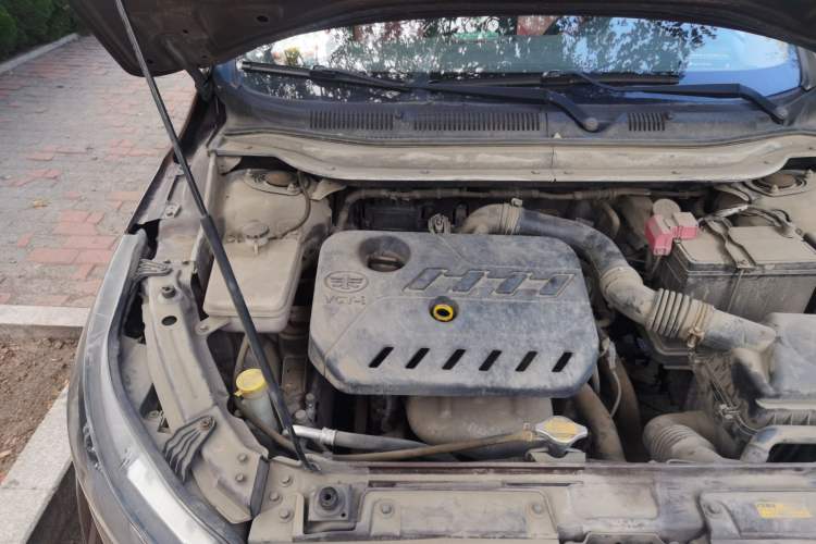 Used FAW Junpai D60 2015 1.5L Manual Standard Edition Engine Bay Right