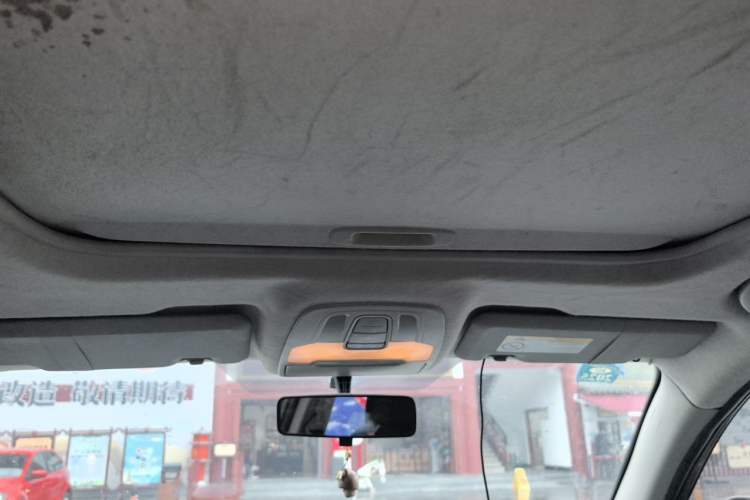 Used FAW Junpai D60 2015 1.5L Manual Luxury Navigation Model Headliner