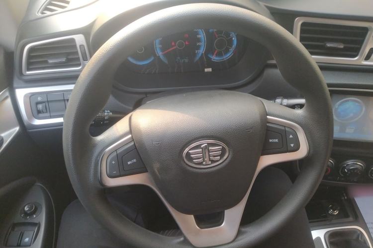 Used FAW Junpai D60 2015 1.5L Manual Standard Edition Steering Wheel