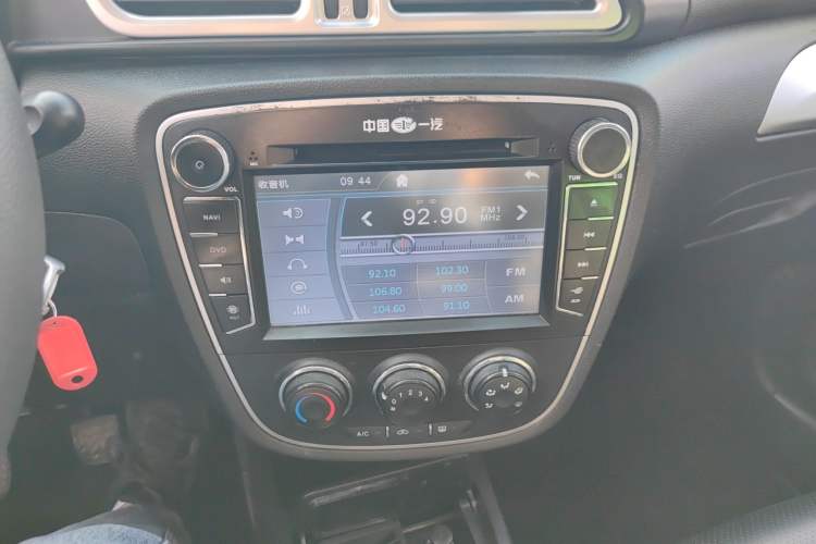 Used FAW Junpai D60 2015 1.5L Manual Standard Edition Audio And AC Panel
