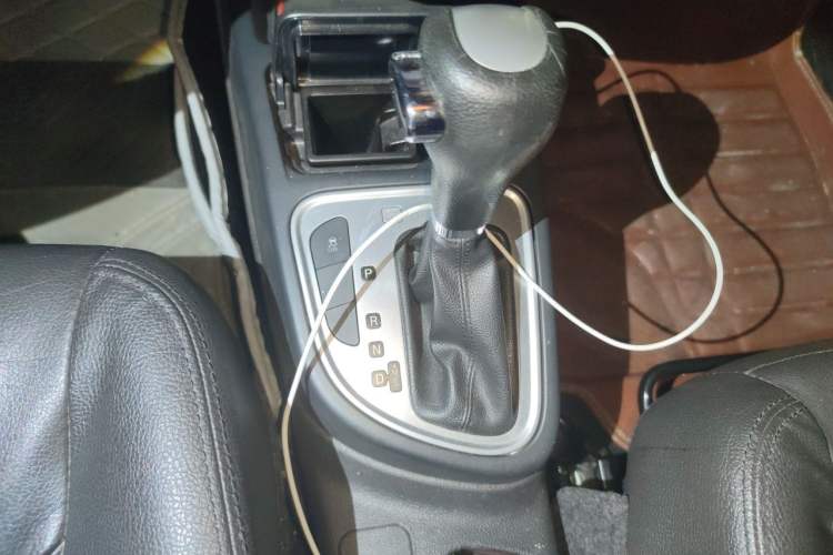 Used FAW Junpai D60 2015 1.8L Automatic Prestige Model Gear Lever
