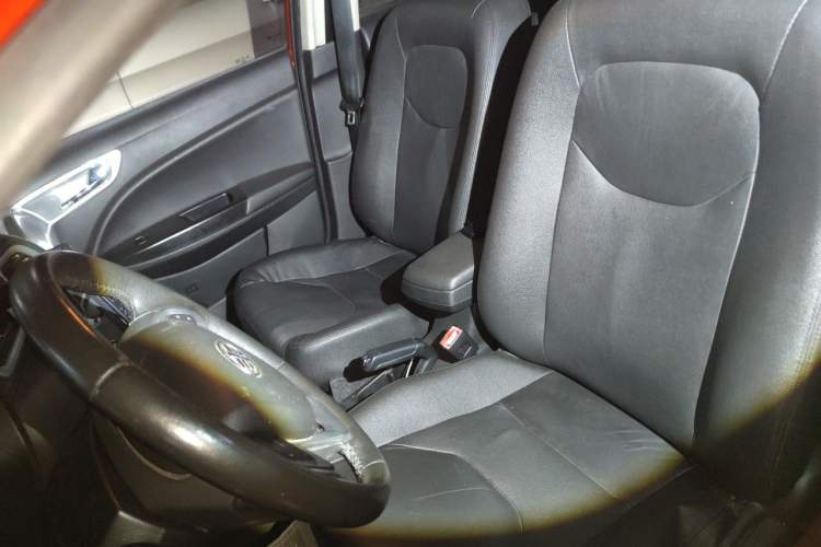 Used FAW Junpai D60 2015 1.8L Automatic Prestige Model Left Front Seat