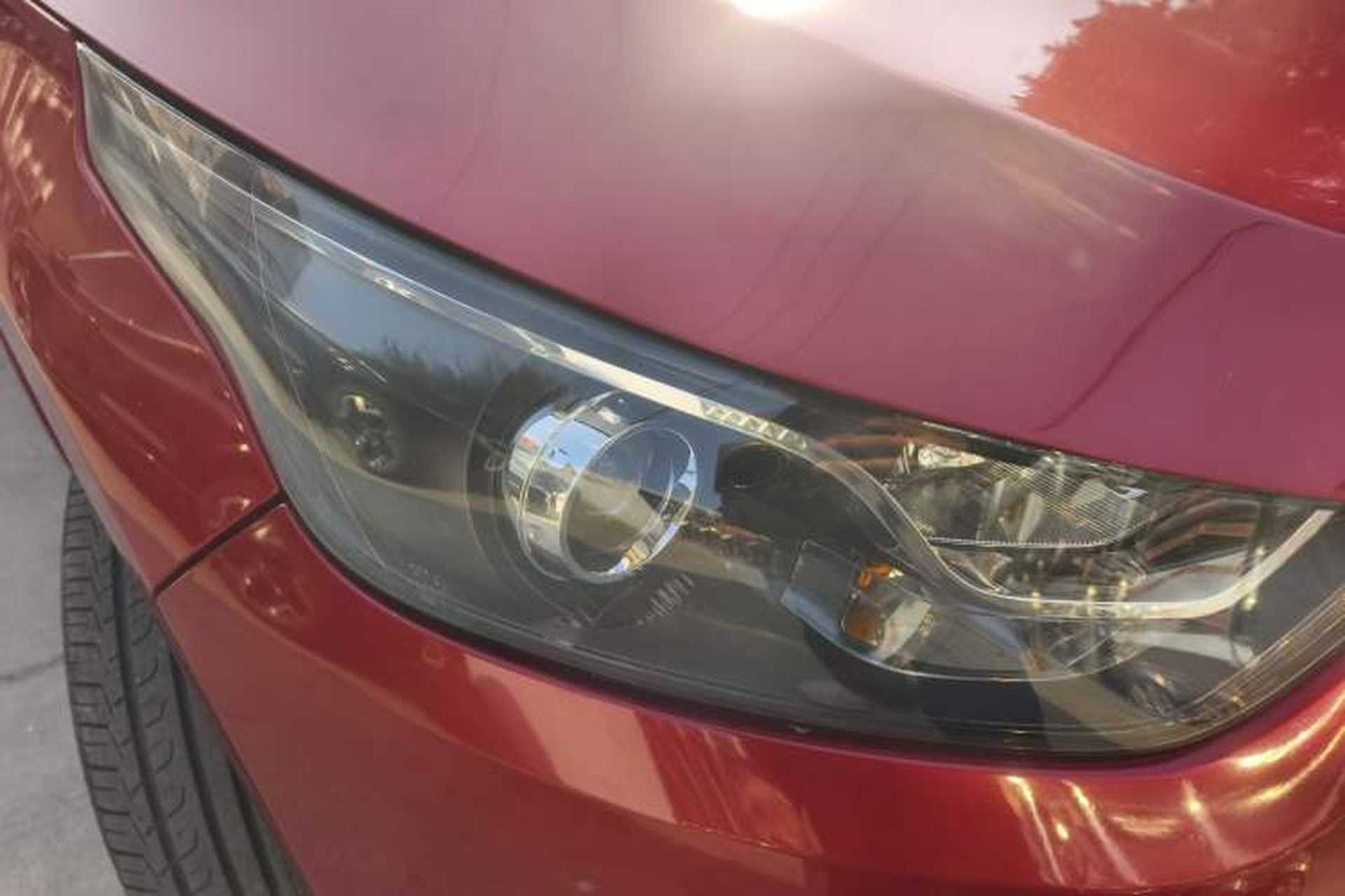 Used FAW Junpai D60 2015 1.5L Manual Standard Edition Right Front Headlight