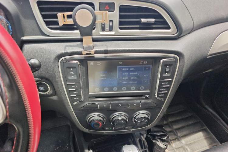Used FAW Junpai D60 2015 1.8L Automatic Prestige Model Audio And AC Panel
