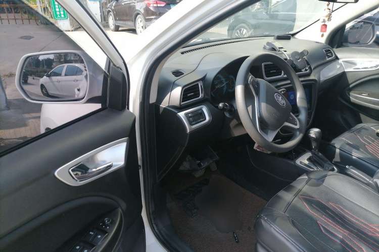 Used FAW Junpai D60 2015 1.8L Automatic Luxury Model Driver Seat