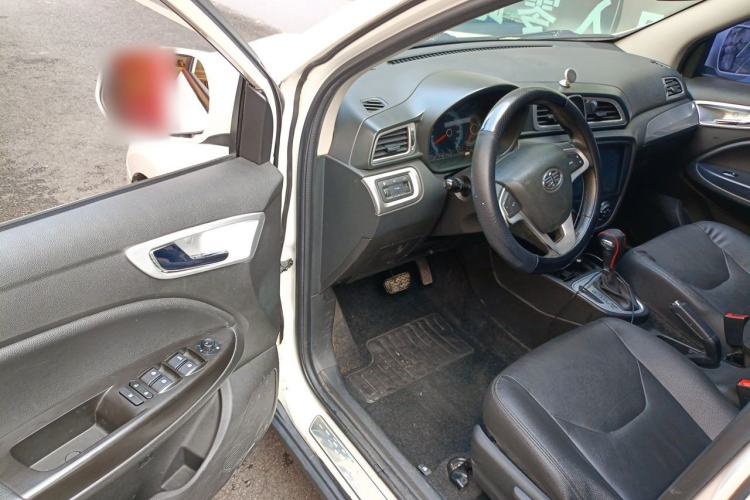 Used FAW Junpai D60 2015 1.8L Automatic Luxury Model Driver Seat