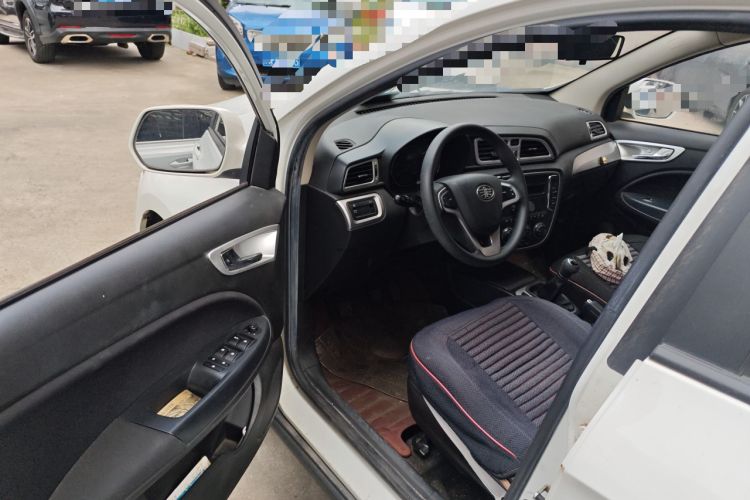 Used FAW Junpai D60 2015 1.5L Manual Standard Edition Driver Seat